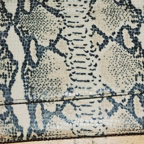 Made In Canada Vintage Snakeskin Purse Lovely Quality - Picture 2 of 10